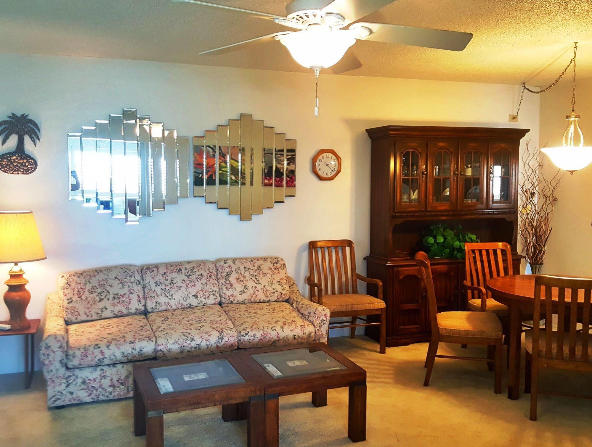 Kamaole Beach Royale Kihei Exterior photo